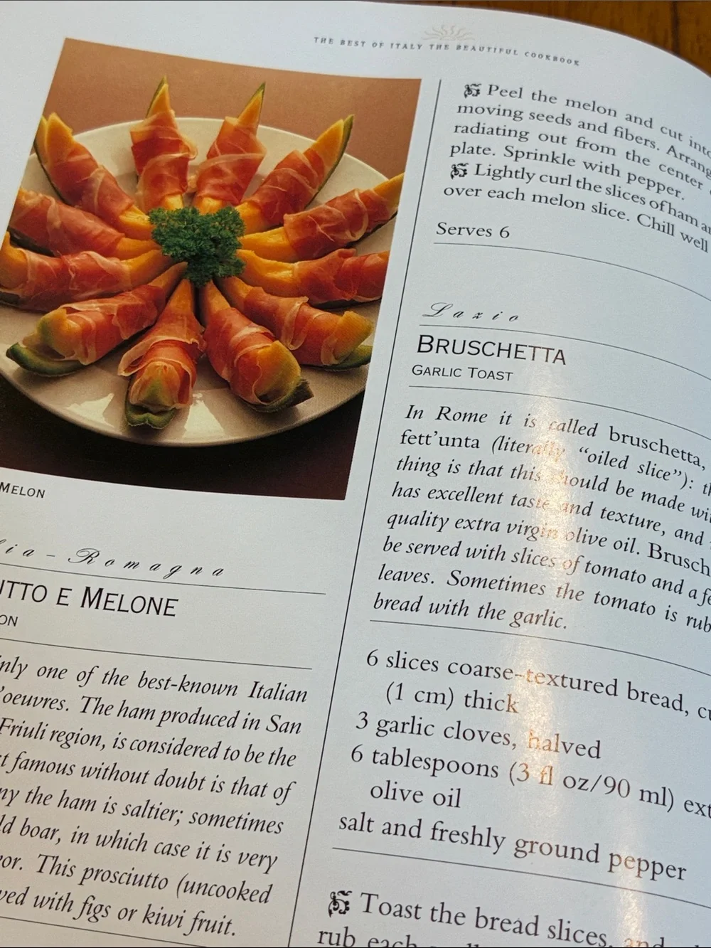 Italy: The Beautiful Cookbook - 100 best recipes by Lorenza De' Medici